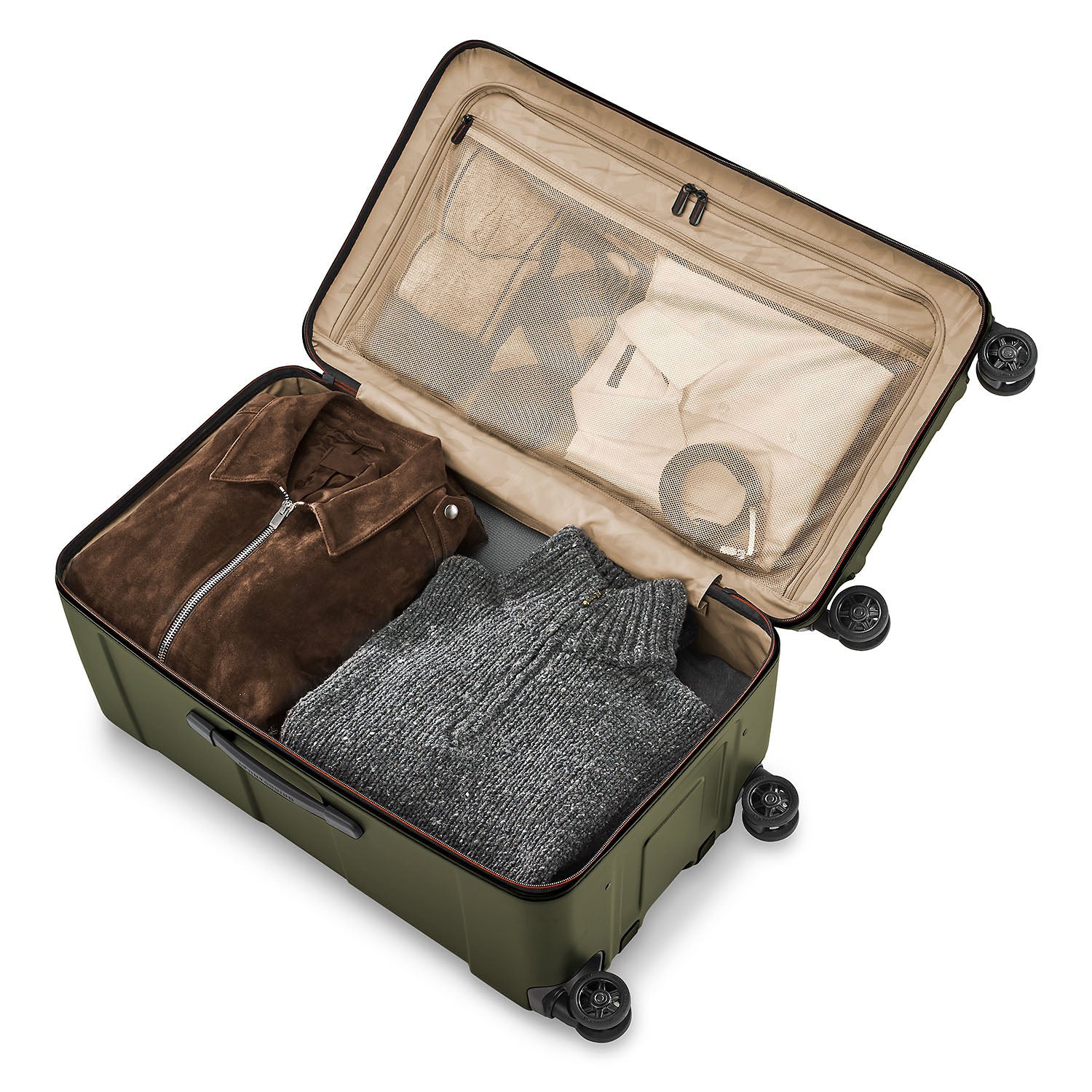 Medium Hardside Trunk Spinner - Image 10